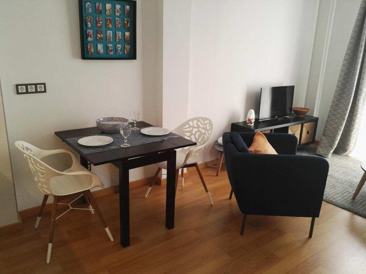 Apartamento Cervantes Малага Екстер'єр фото